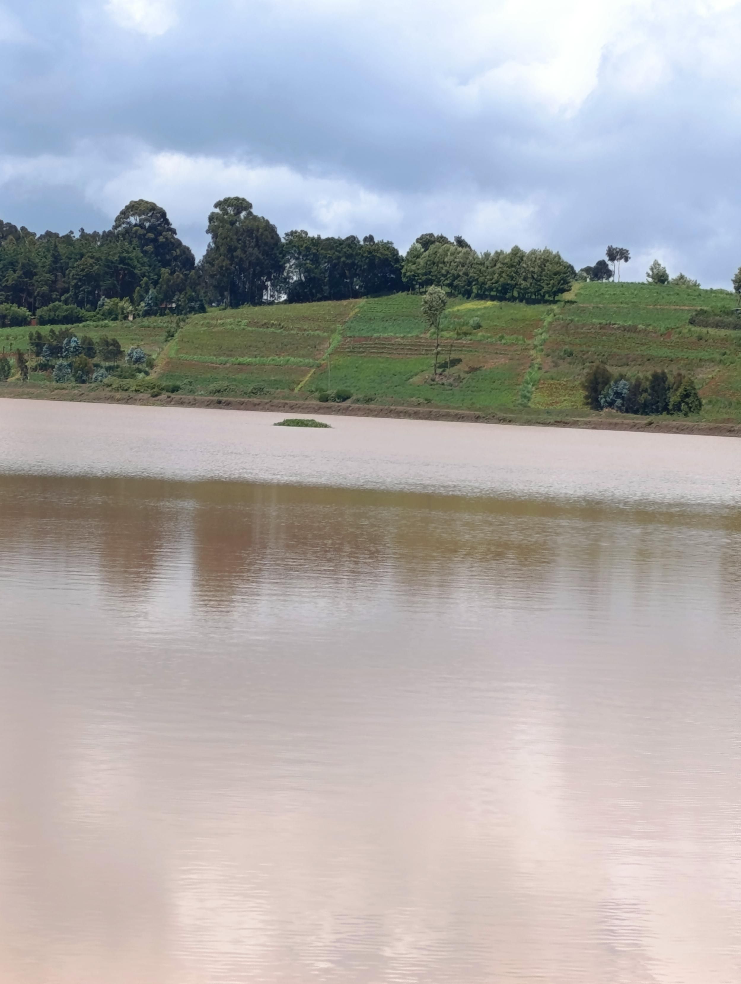Baisiglia dam full of water 