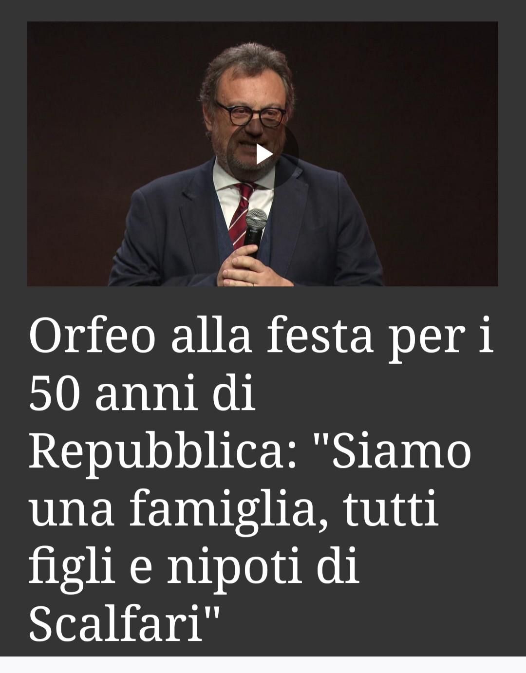 Orfeo alla festa per i 50 anni di Repubblica: "Siamo una famiglia, tutti figli e nipoti di Scalfari"

