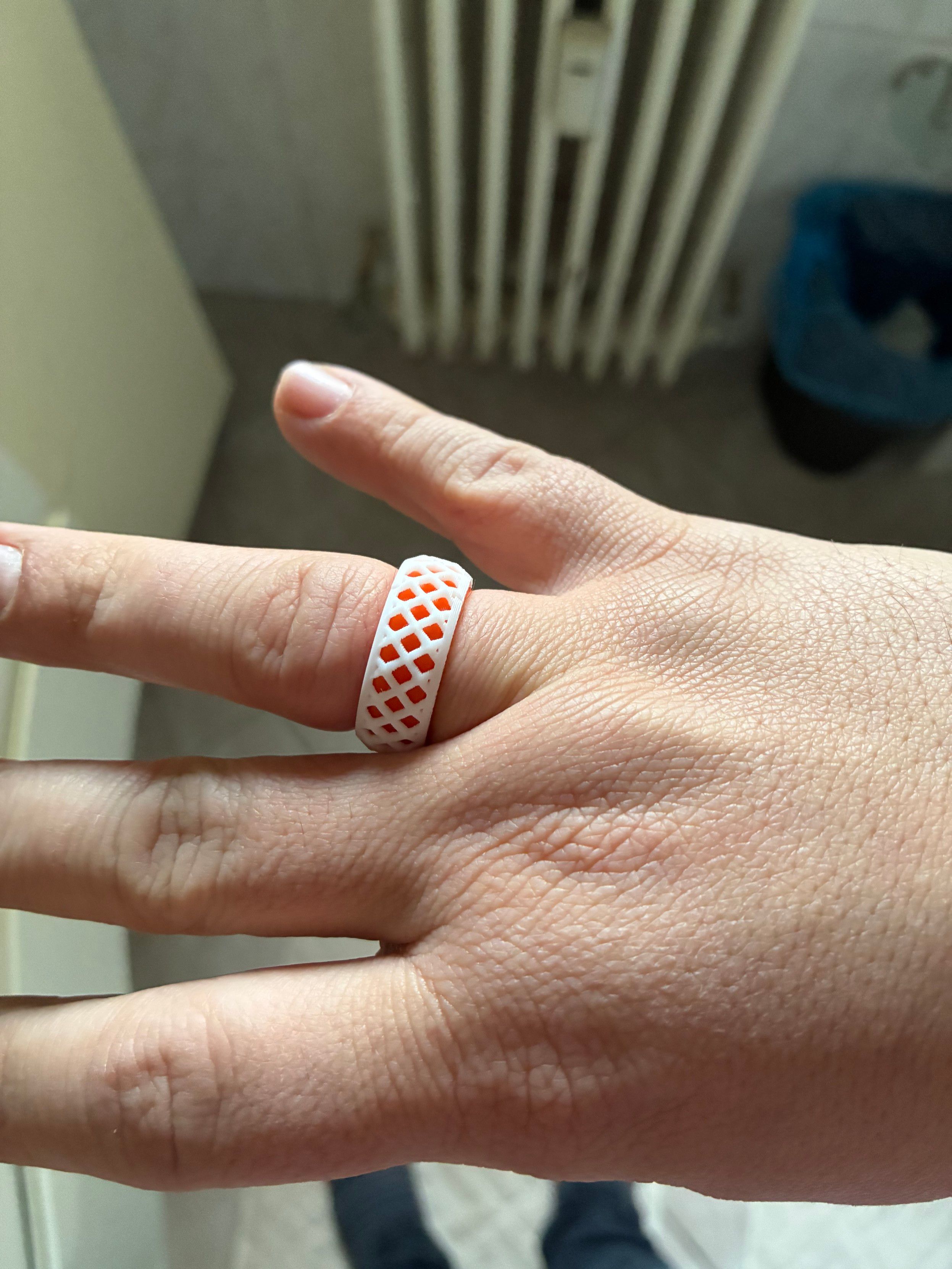 Anello fatto con la stampante 3d troppo stretto