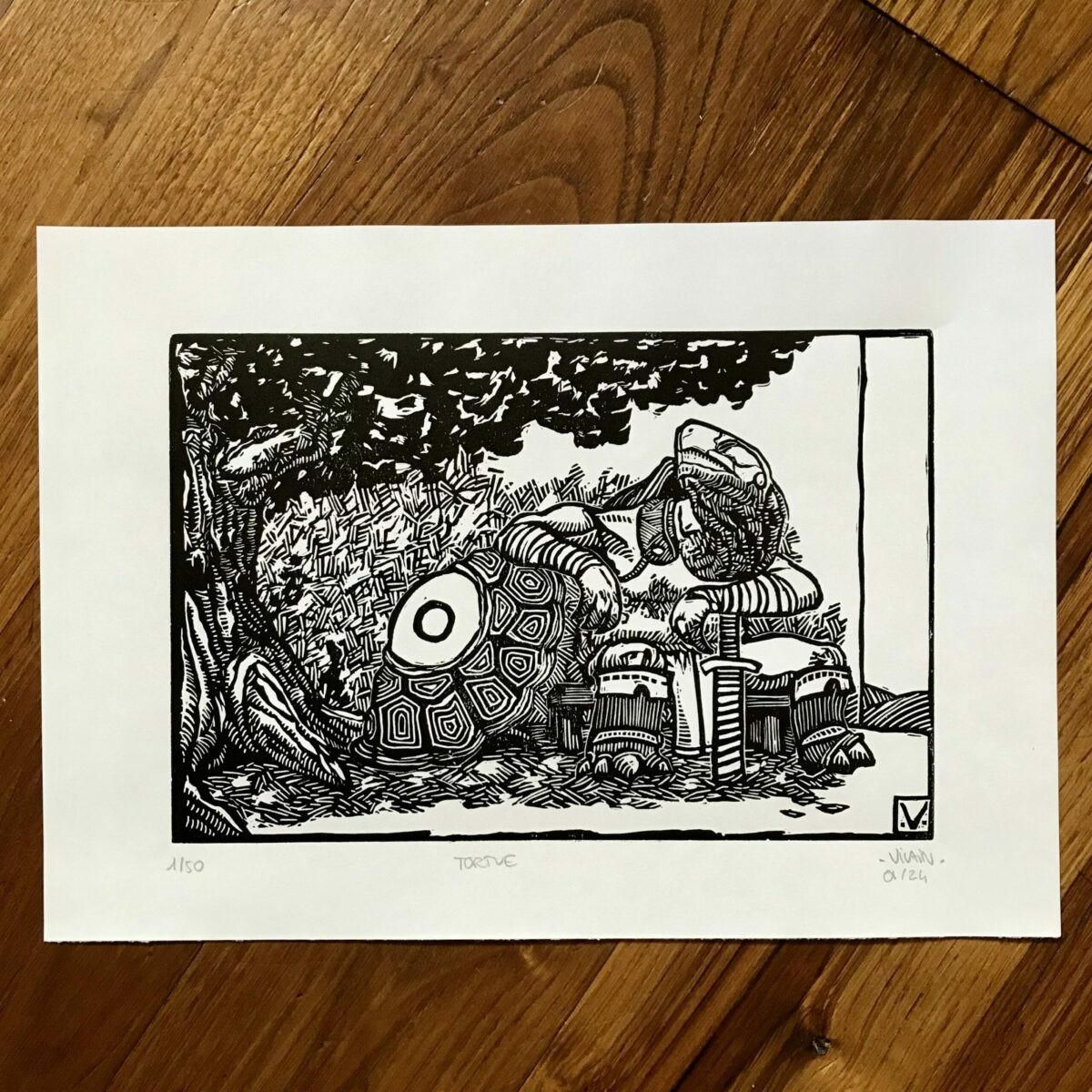 Estampe noir et blanc d'une guerrière-tortue assise à l'ombre d'un olivier