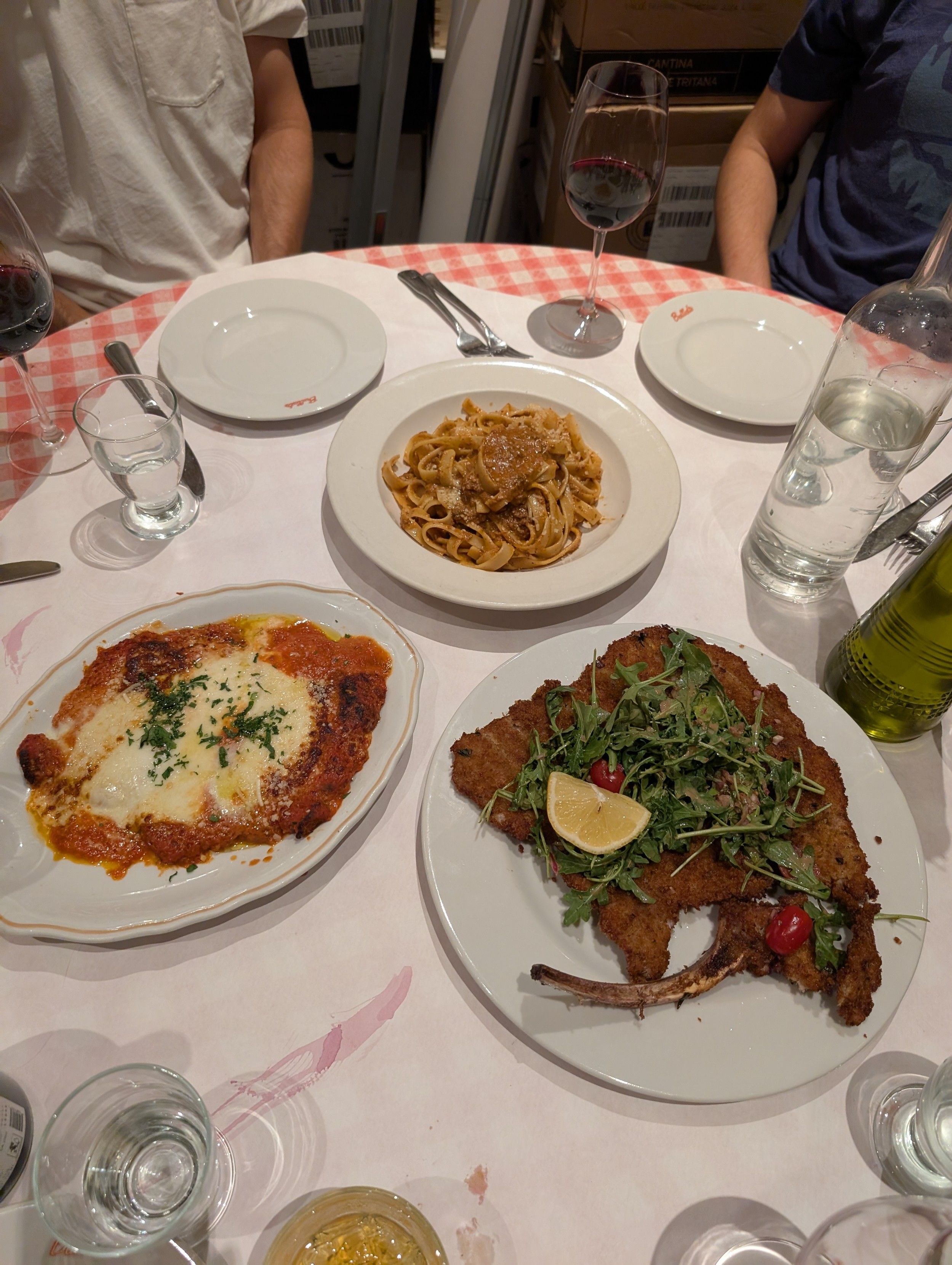 Chicken Parm,bolognese, and veal milanese.

I really liked the veal.

Their cannoli is extremely good though.