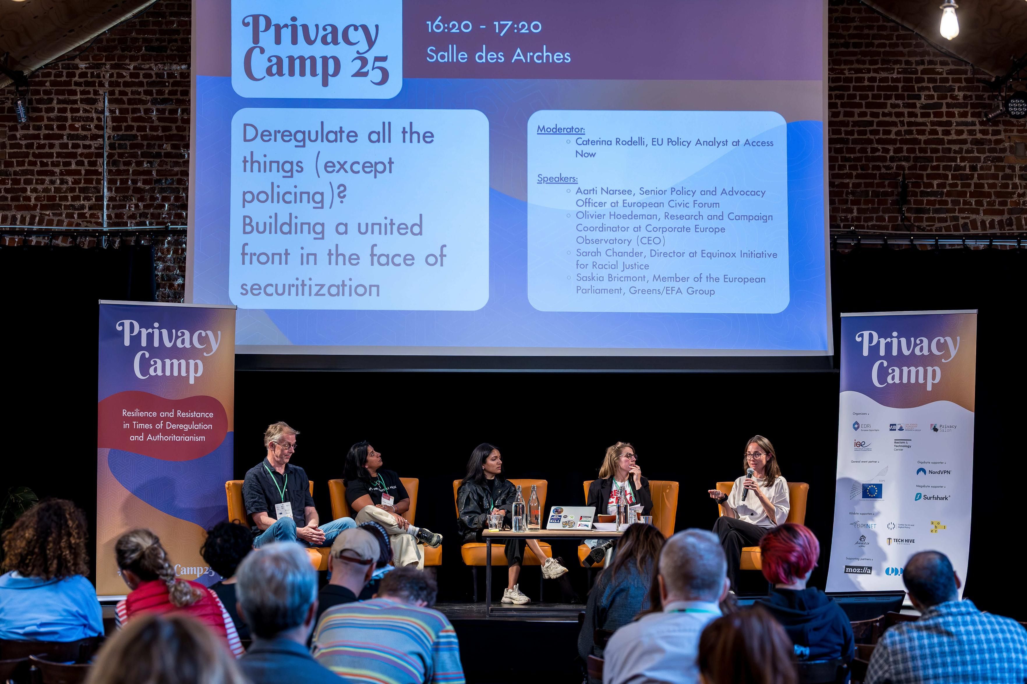 PrivacyCamp25 photos by Omar Havana