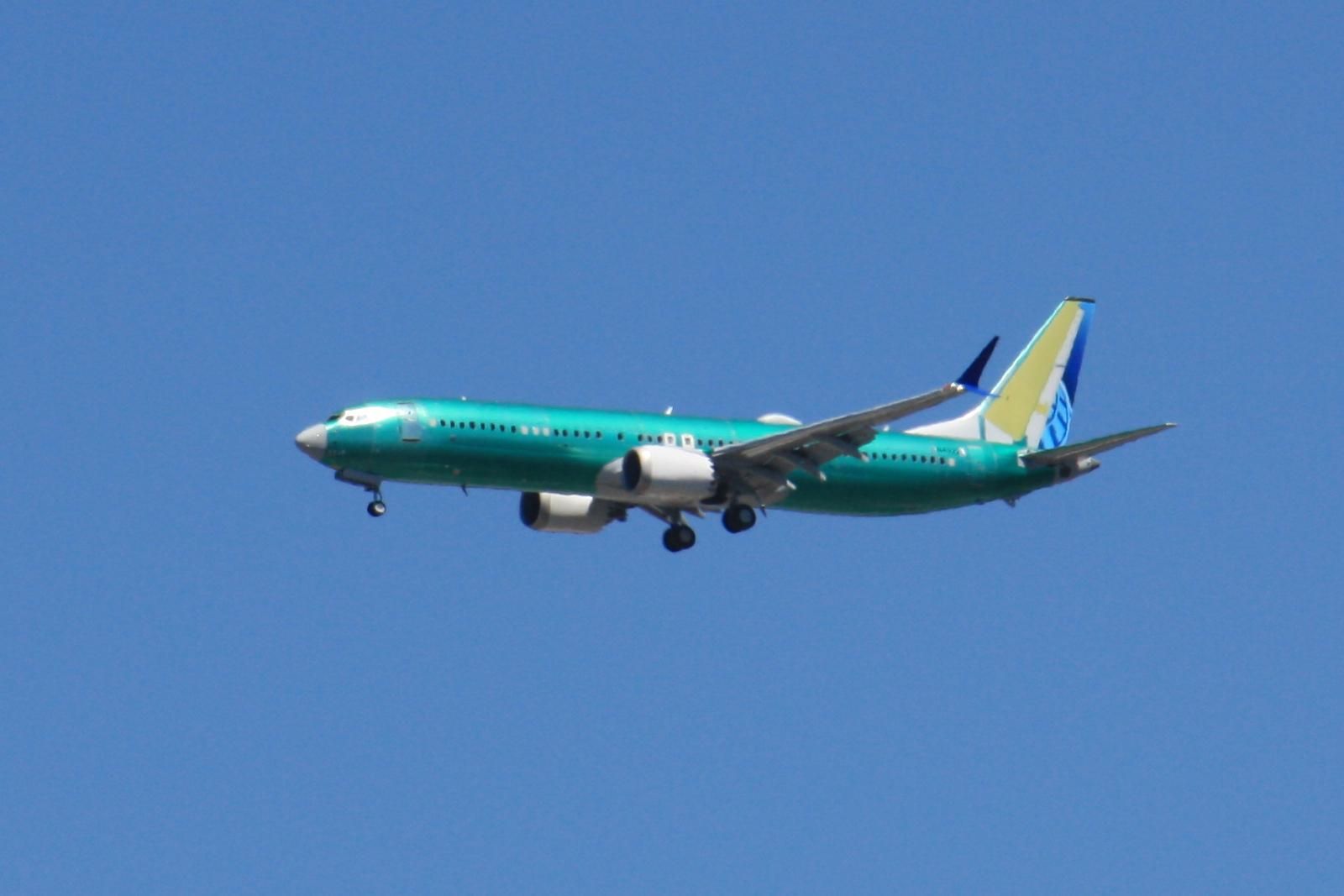 close-up cropped view of unpainted green Boeing 737 MAX9 with pre-painted rudder indicating it will be going to United Airlines
photo by Ian Kluft
July 12, 2025
Portland, Oregon, USA