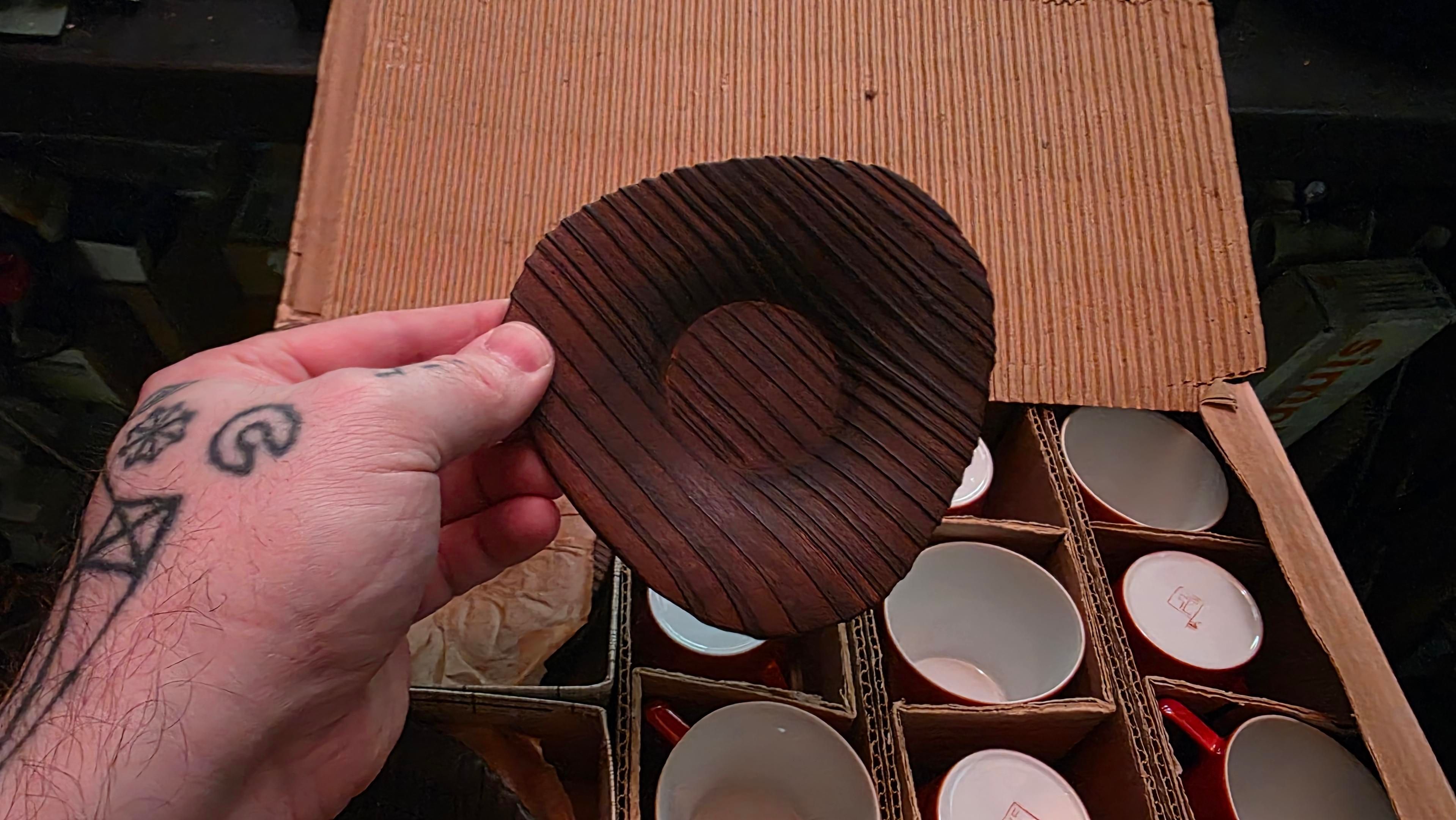 Triangular cedar saucer with pronounced grain