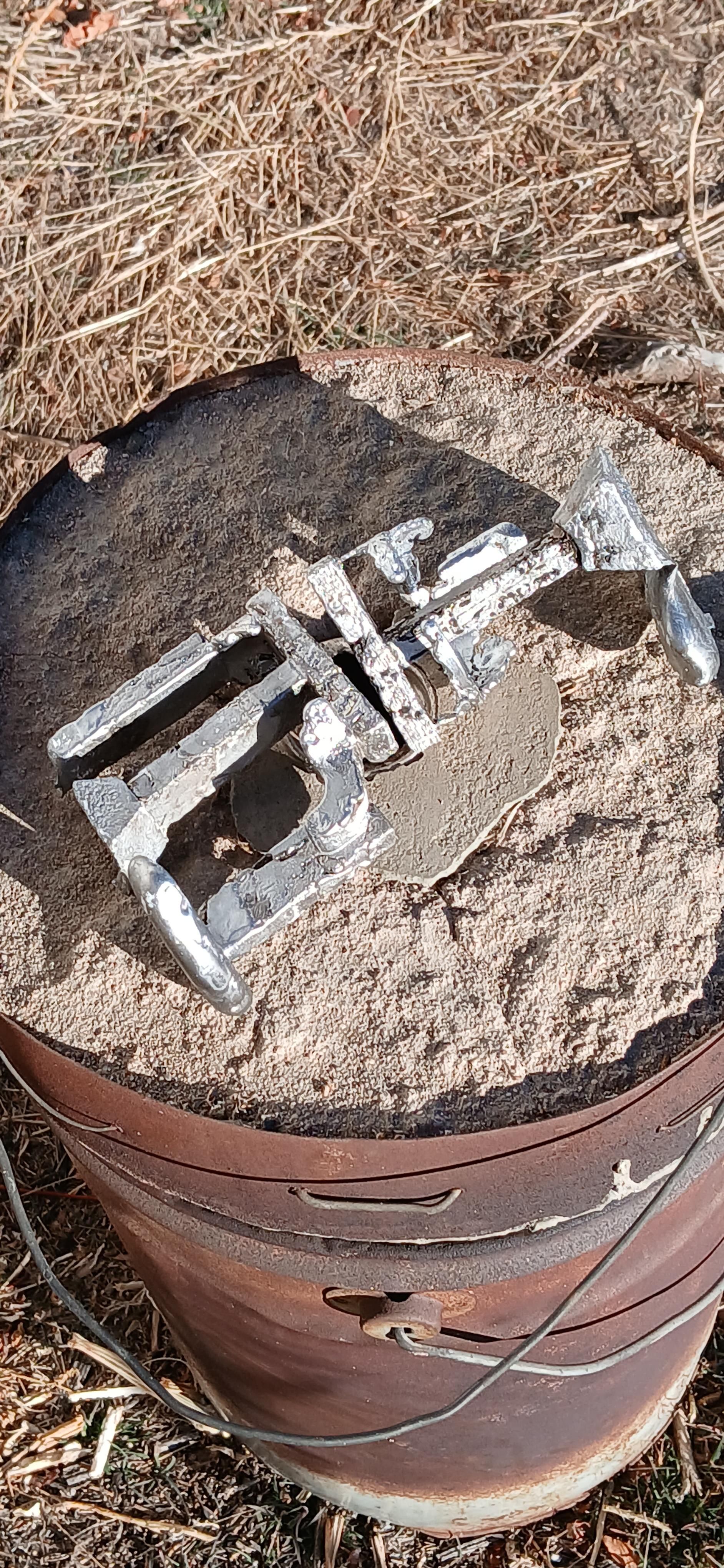 Some aluminum scrap preheating on the foundry exhaust because heat transfer is vastly better here than in a crucible where nothing has yet melted, and this raises efficiency anyway 