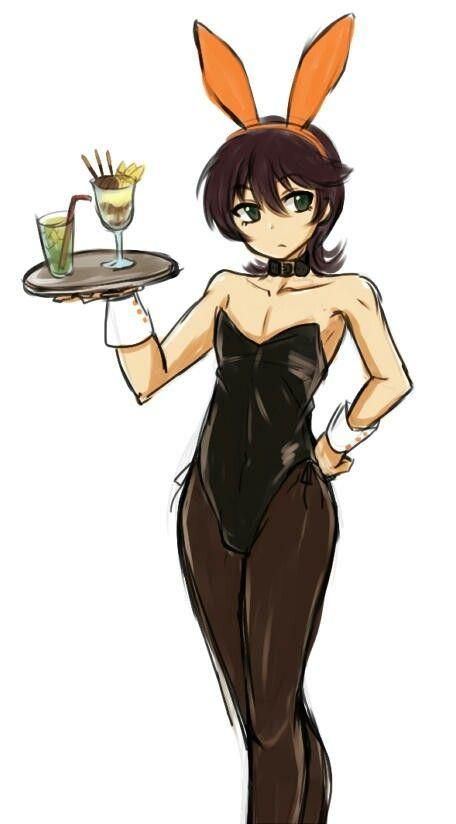 "Femboy garçom todo estiloso de coelhinho, servindo uns drinks com aquele olhar de 'vem pagar a conta logo, mermão' kkkkk"