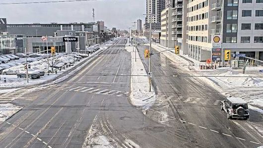 A Carling near Churchill view of empty streets and a crosswalk