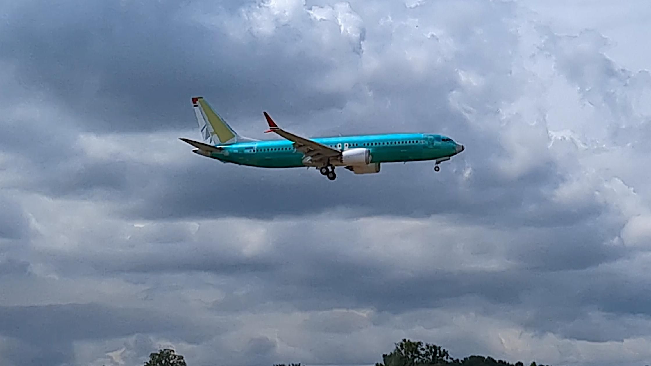 screenshot from video of brand new Boeing 737 MAX8 landing at Portland Int'l Airport PDX
screenshot from video by Ian Kluft
May 22, 2025
Portland, Oregon, USA