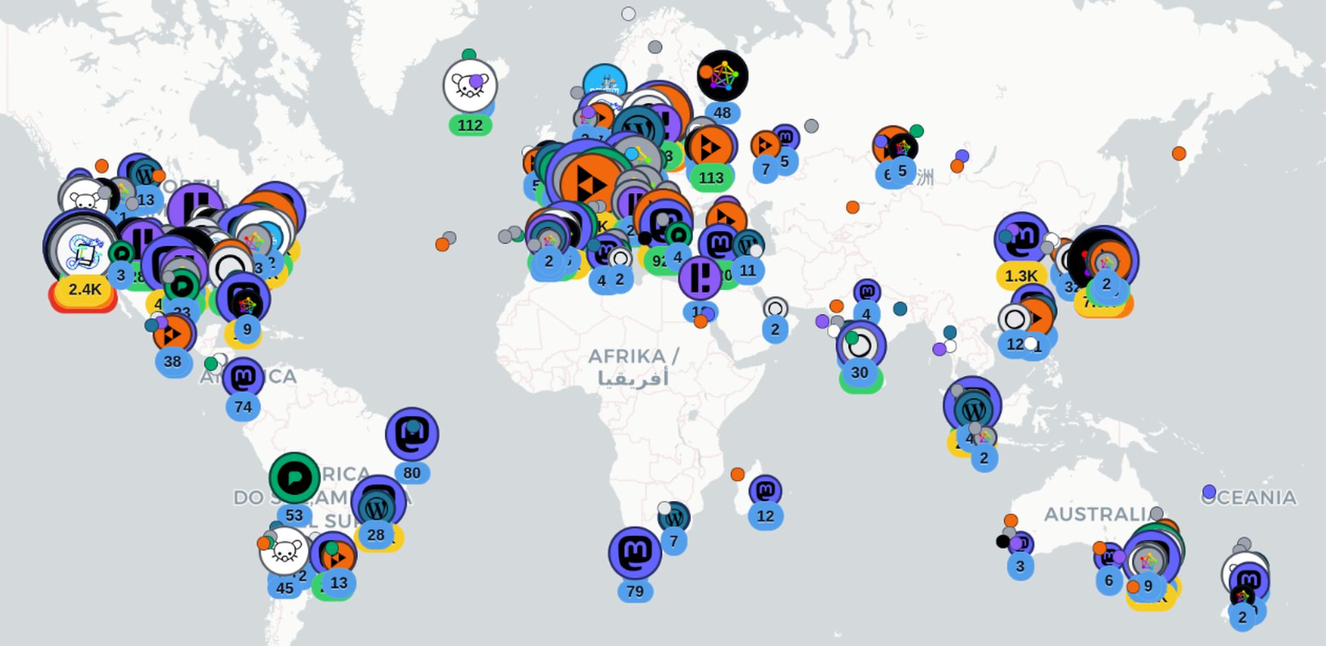 Weltkarte mit Diensten des Fediverse