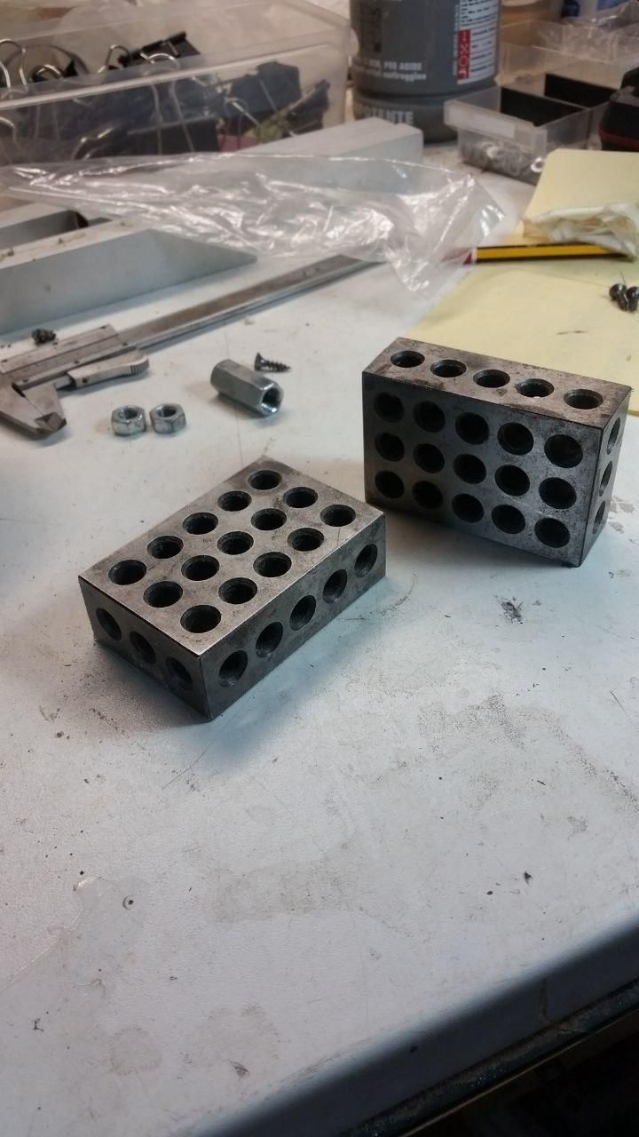 Una coppia di blocchetti 1-2-3.