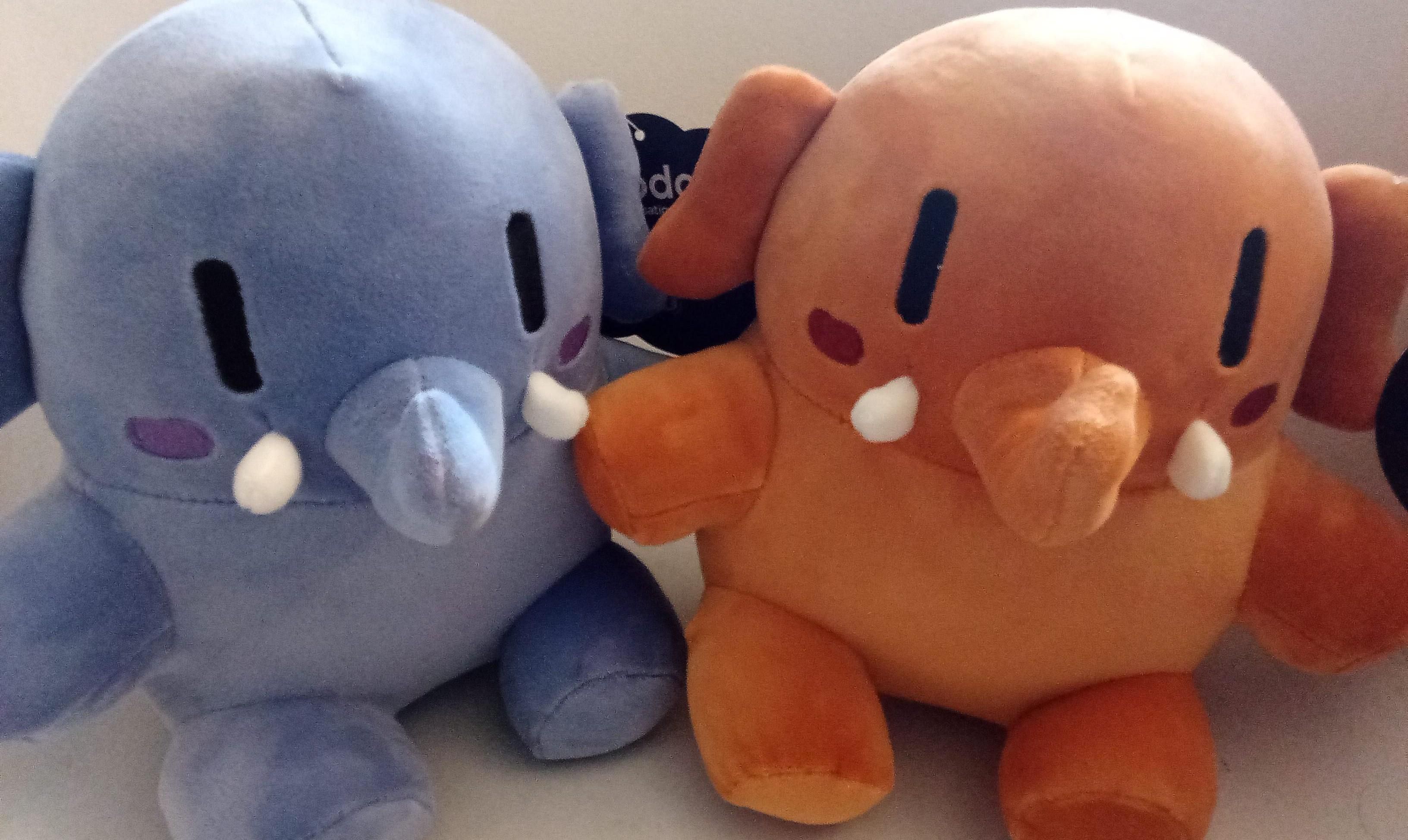 my new plushtodon twins, Boost and Fave