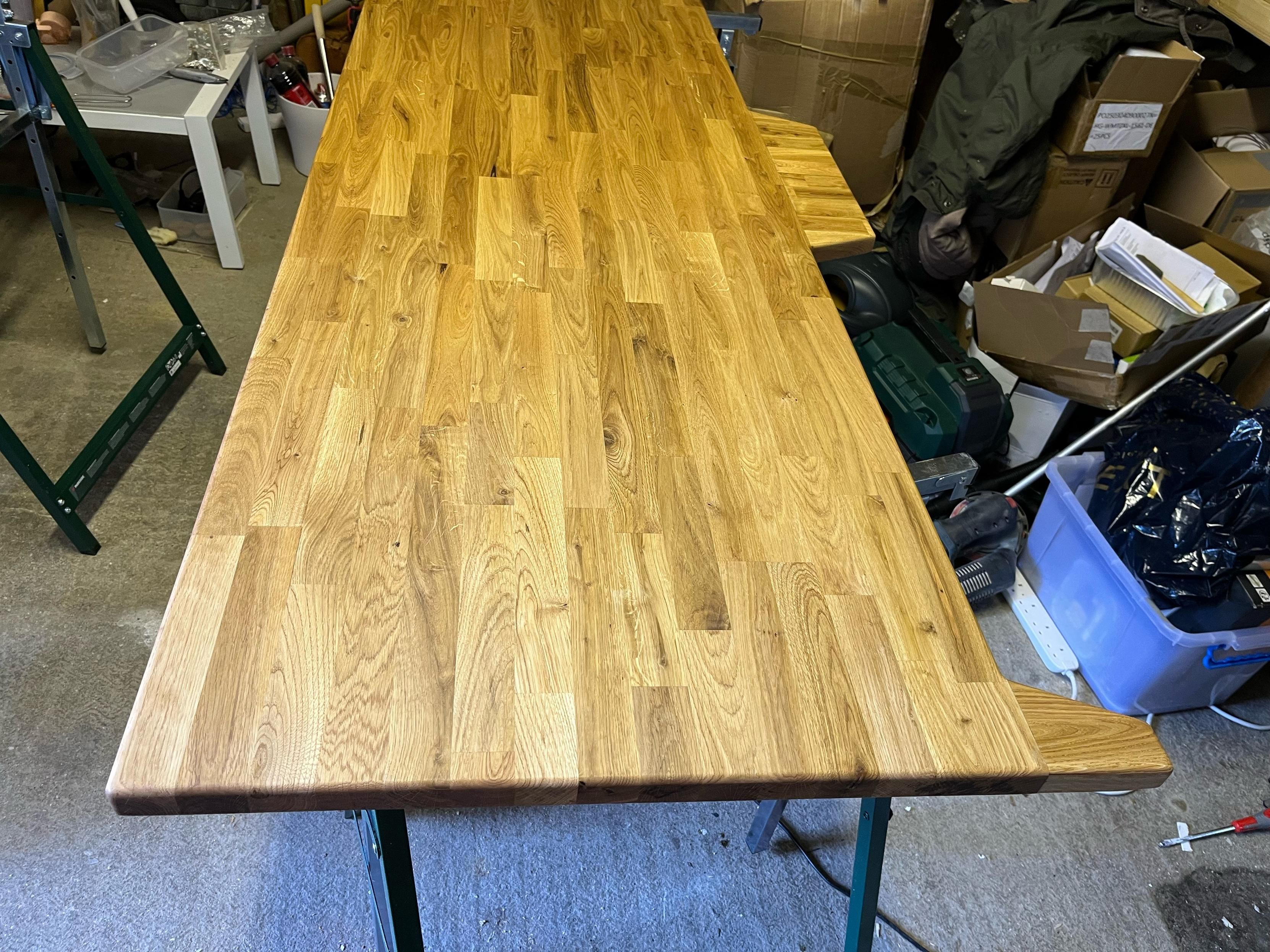 End view of worktop having been oiled and wiped